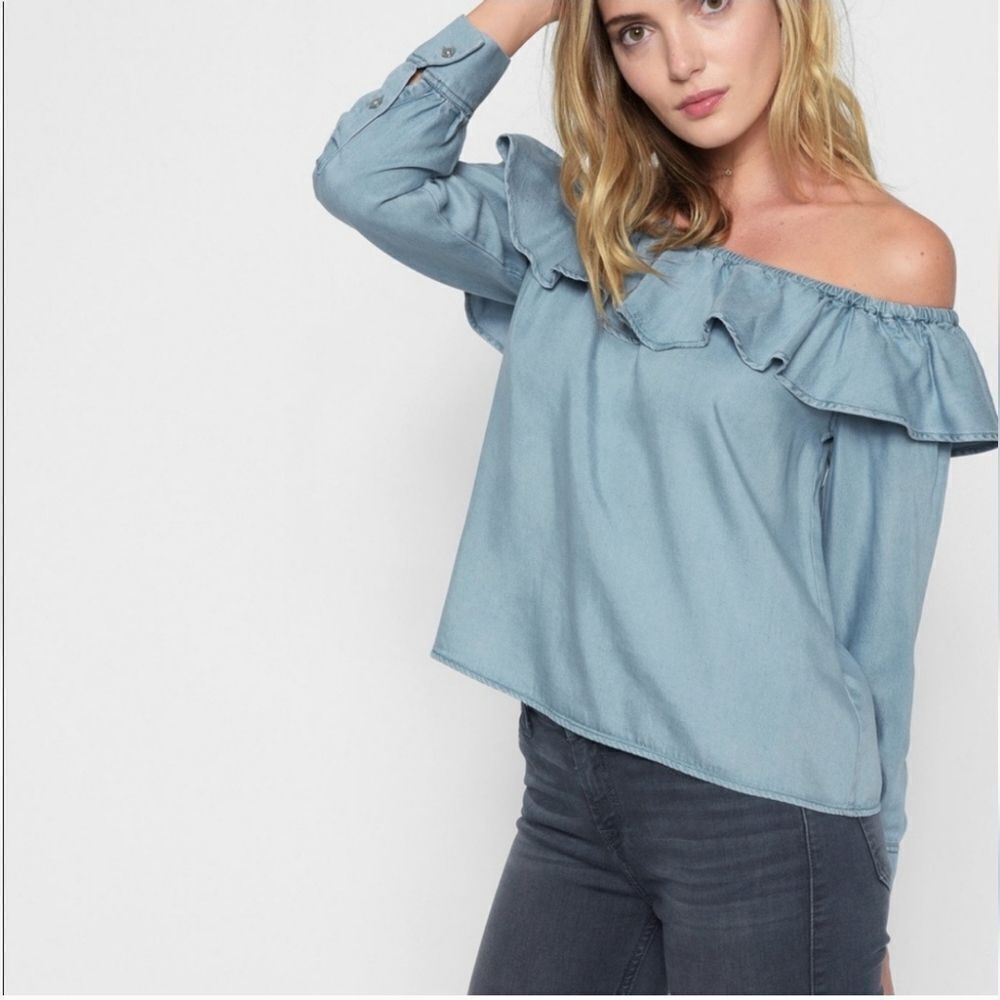7 For All Mankind Blue Chambray Off The Shoulder Top Size Small